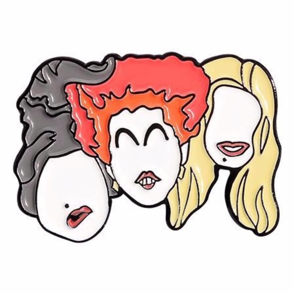 RebeccaFromFL Accessories - HOCUS POCUS Pin Faceless Witches Winnie Mary Sarah